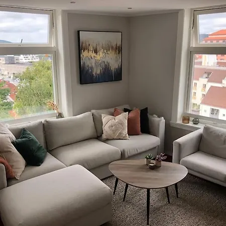 Sentral Med Fantastisk Utsikt! * Bergen